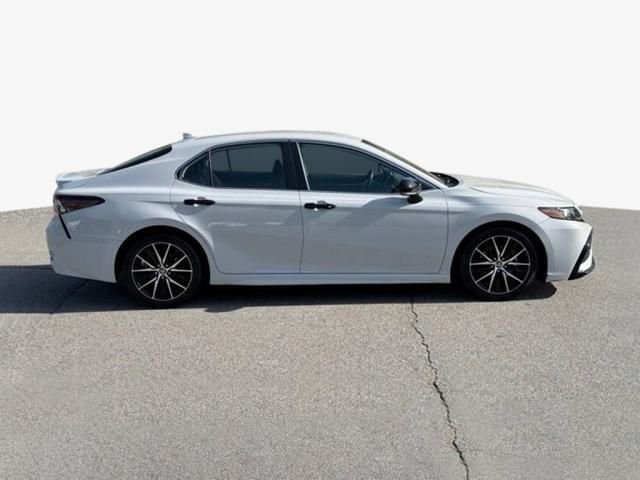 Used 2023 White Toyota SE image 4