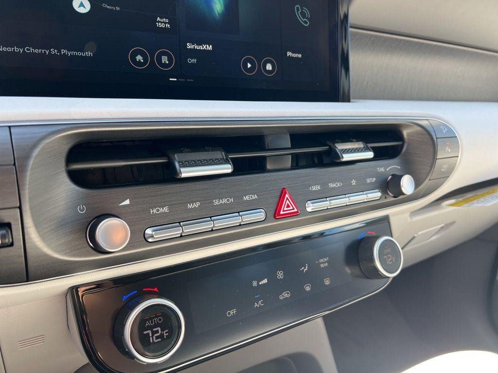 New 2026 White Hyundai SE AWD image 19
