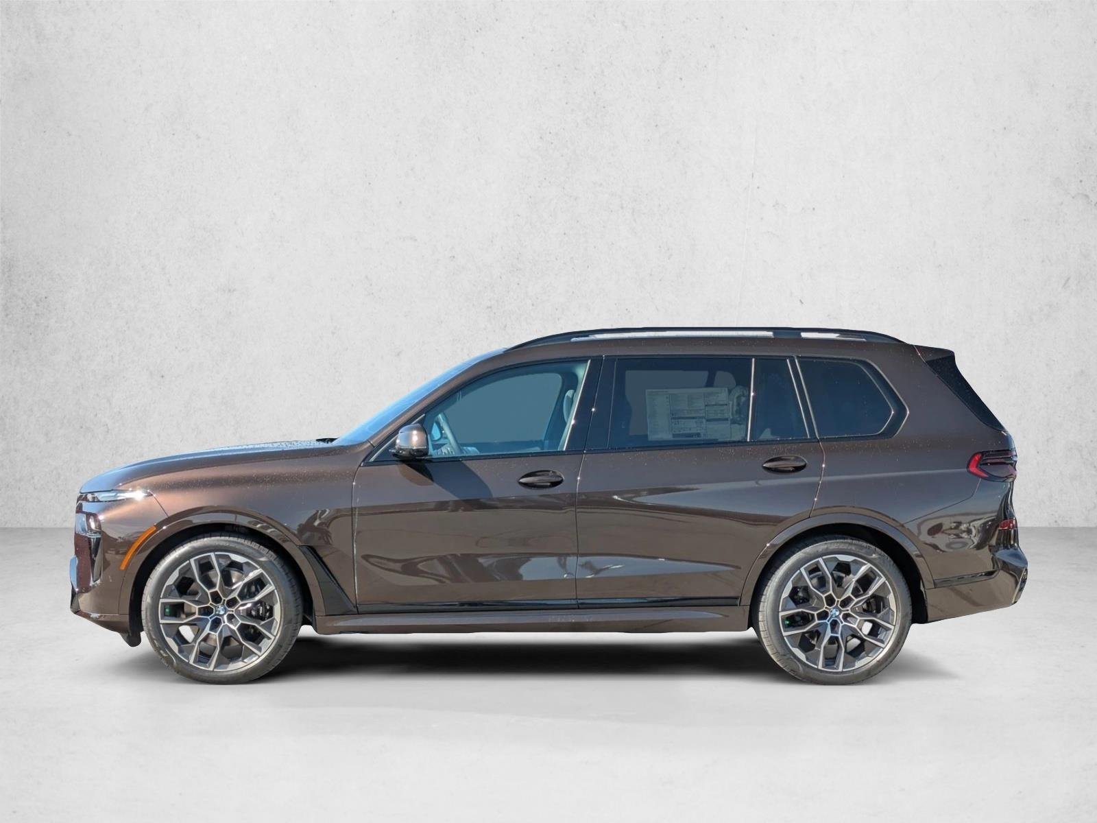 Used 2026 Macadamia Metallic BMW xDrive40i image 5