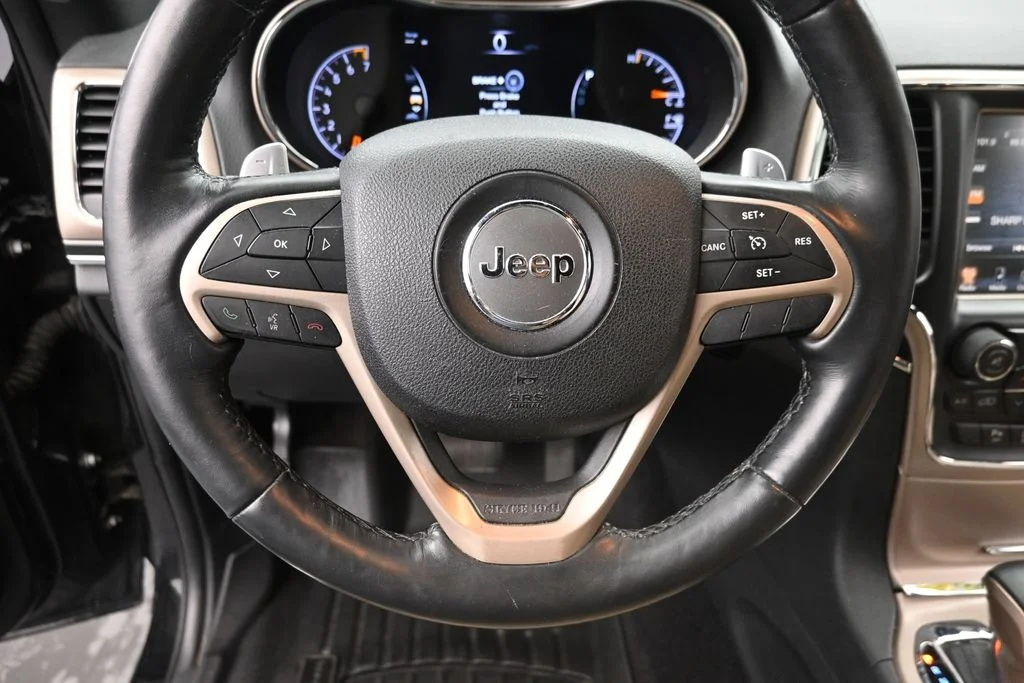 Used 2016 Black Jeep Limited image 17