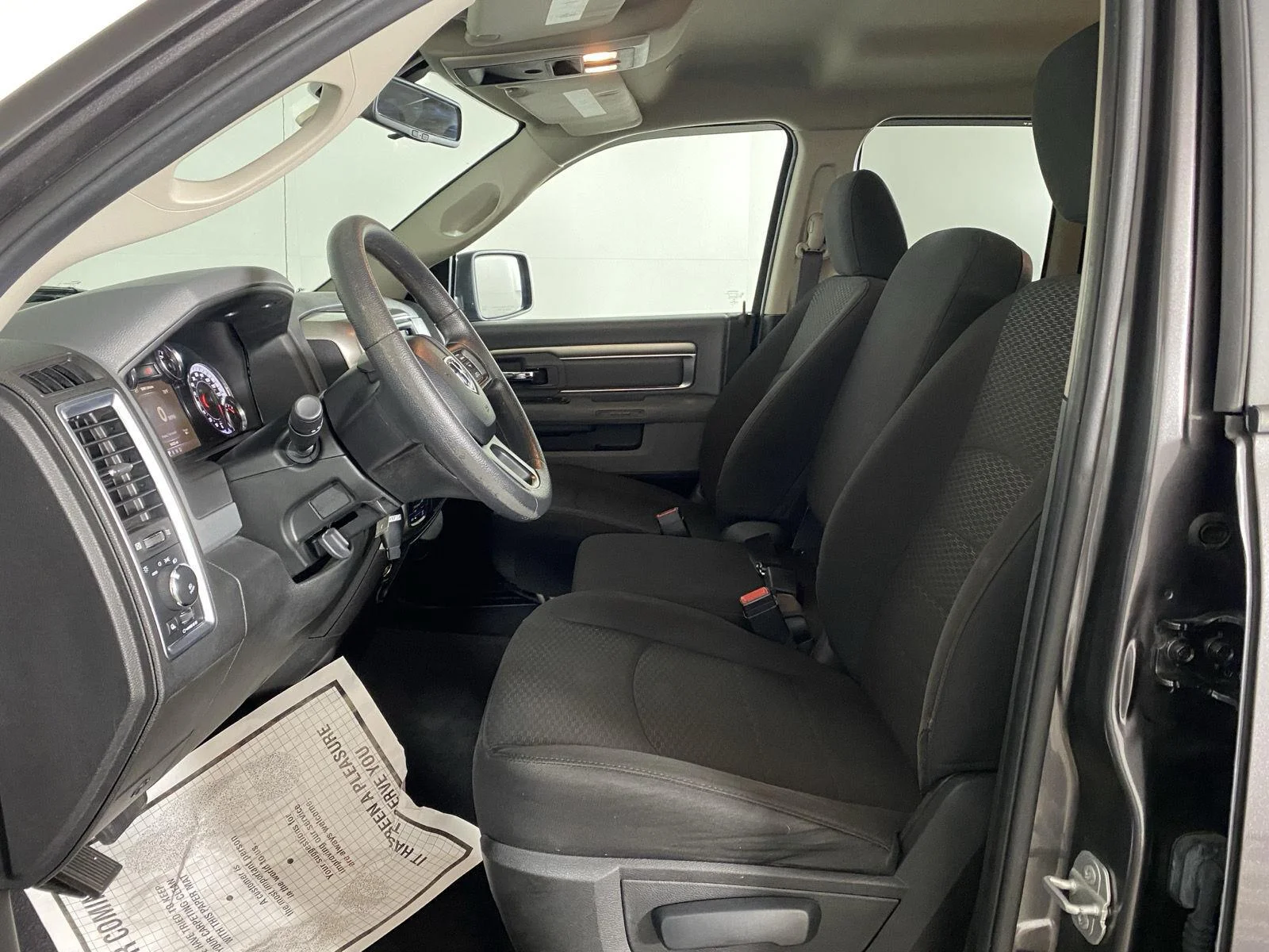 Used 2020 Granite Crystal Metallic Clearcoat Ram Warlock image 17
