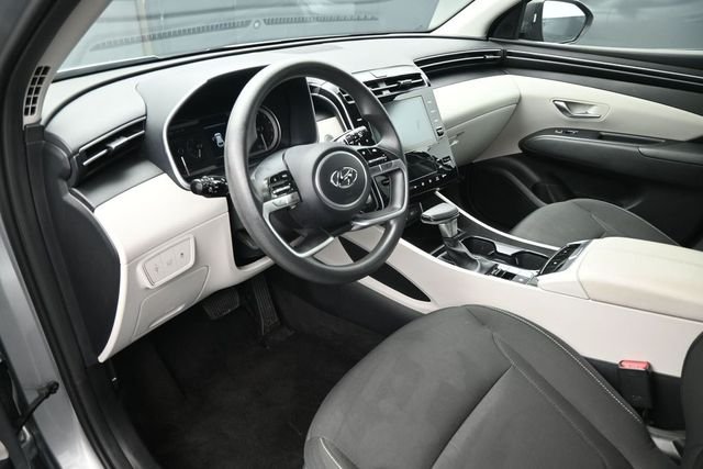 Used 2024 Silver Hyundai SEL image 18
