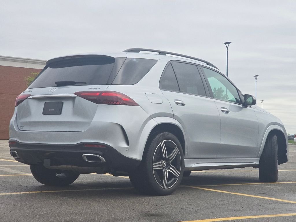 2025 Mercedes-Benz GLE GLE450E - Photo 16