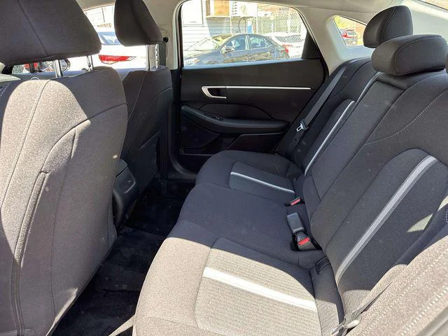 Used 2024 Ultimate red Hyundai SEL image 17
