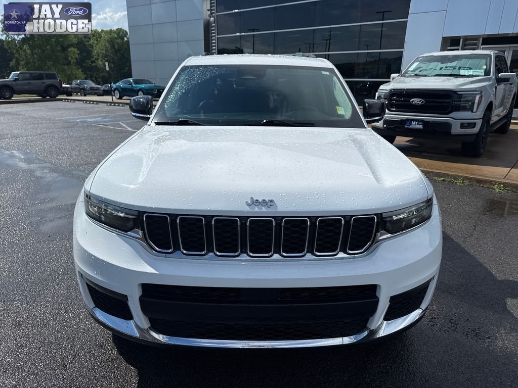Used 2022 White Jeep Limited image 10