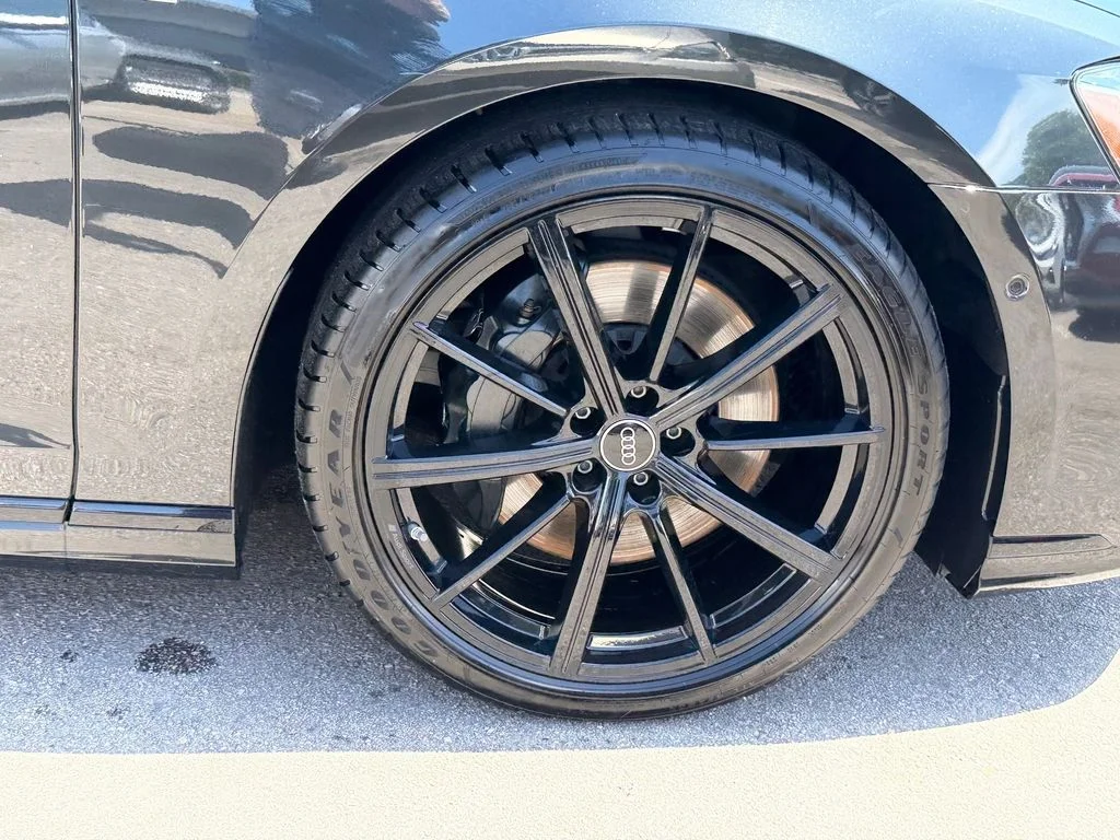 Used 2023 Gray Audi L 55 image 8