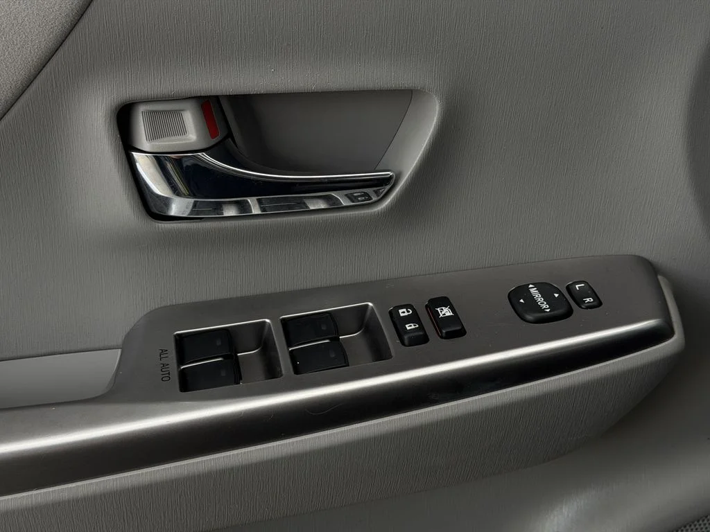 Used 2017 Gray Toyota Three image 24
