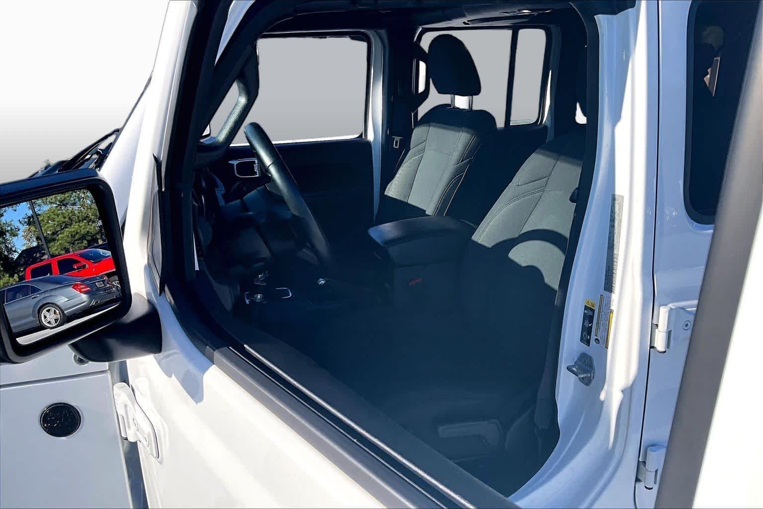 Used 2022 Bright White Clearcoat Jeep Unlimited Willys image 8