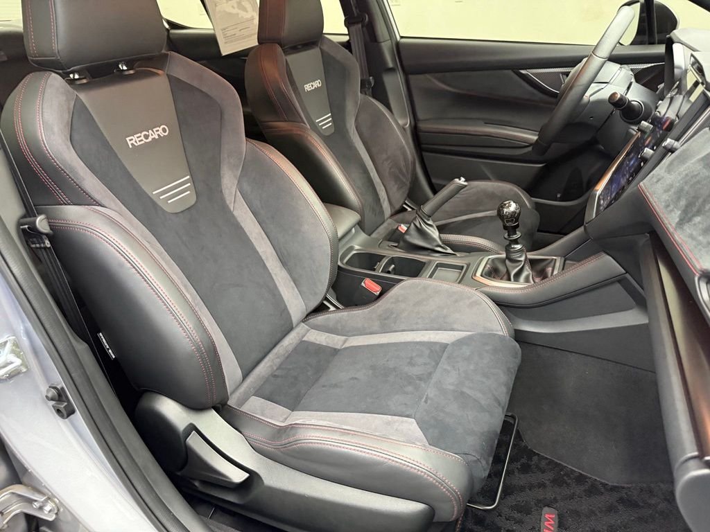 Used 2024 Ice Silver Metallic Subaru TR image 32