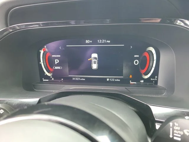 Used 2023 Gray Nissan Platinum image 19