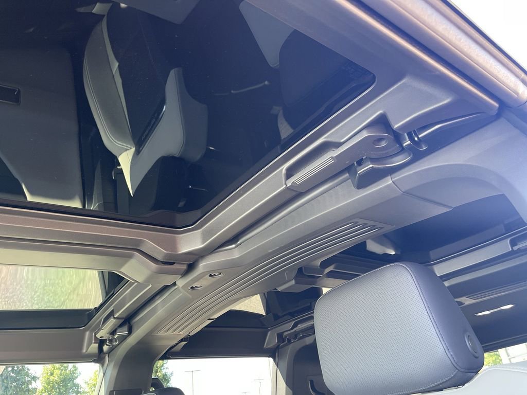 2026 GMC HUMMER EV 2X - Photo 18