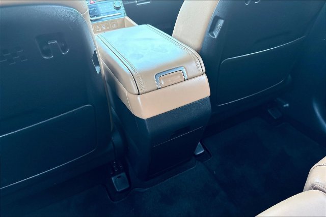 Used 2025 White Hyundai Limited image 12