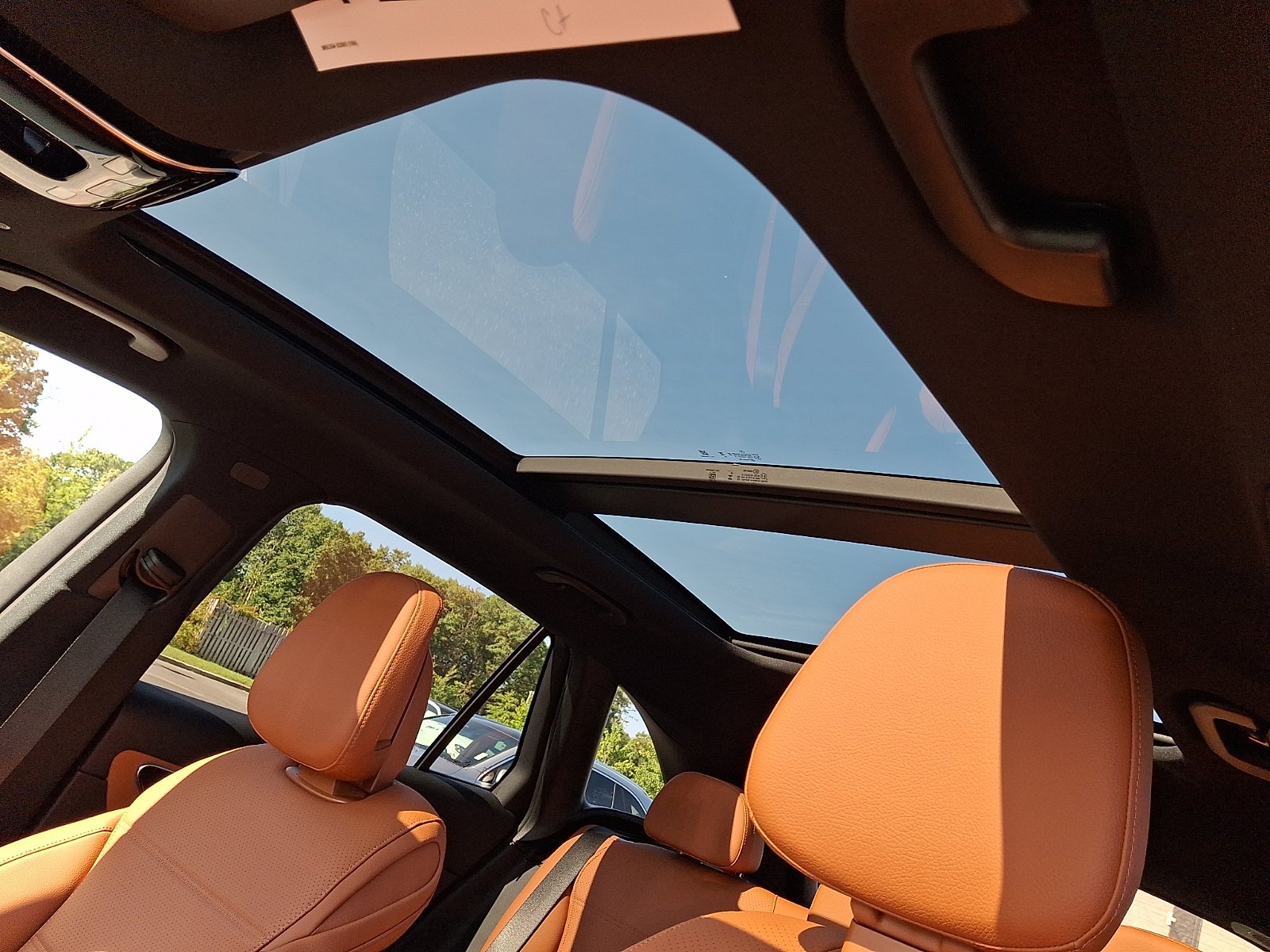 New 2027 Black Mercedes-Benz GLC 300 image 9