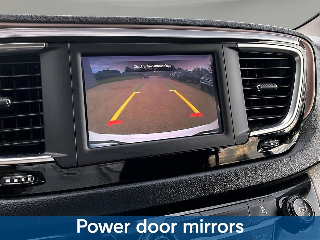 Used 2023 White Chrysler LX image 18