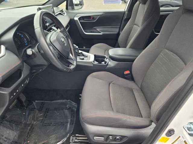 Used 2021 White Toyota SE image 11