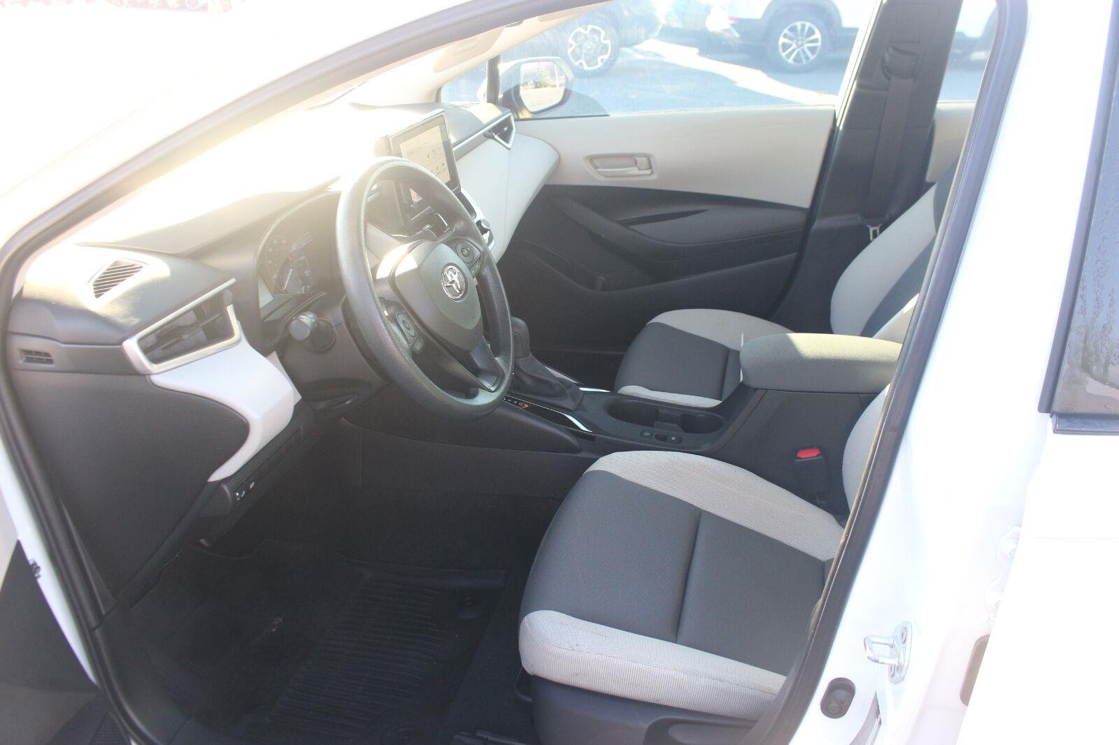 Used 2024 White Toyota LE image 13
