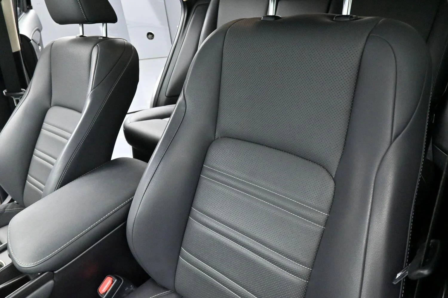 Used 2016 Atomic Silver Lexus F Sport image 16