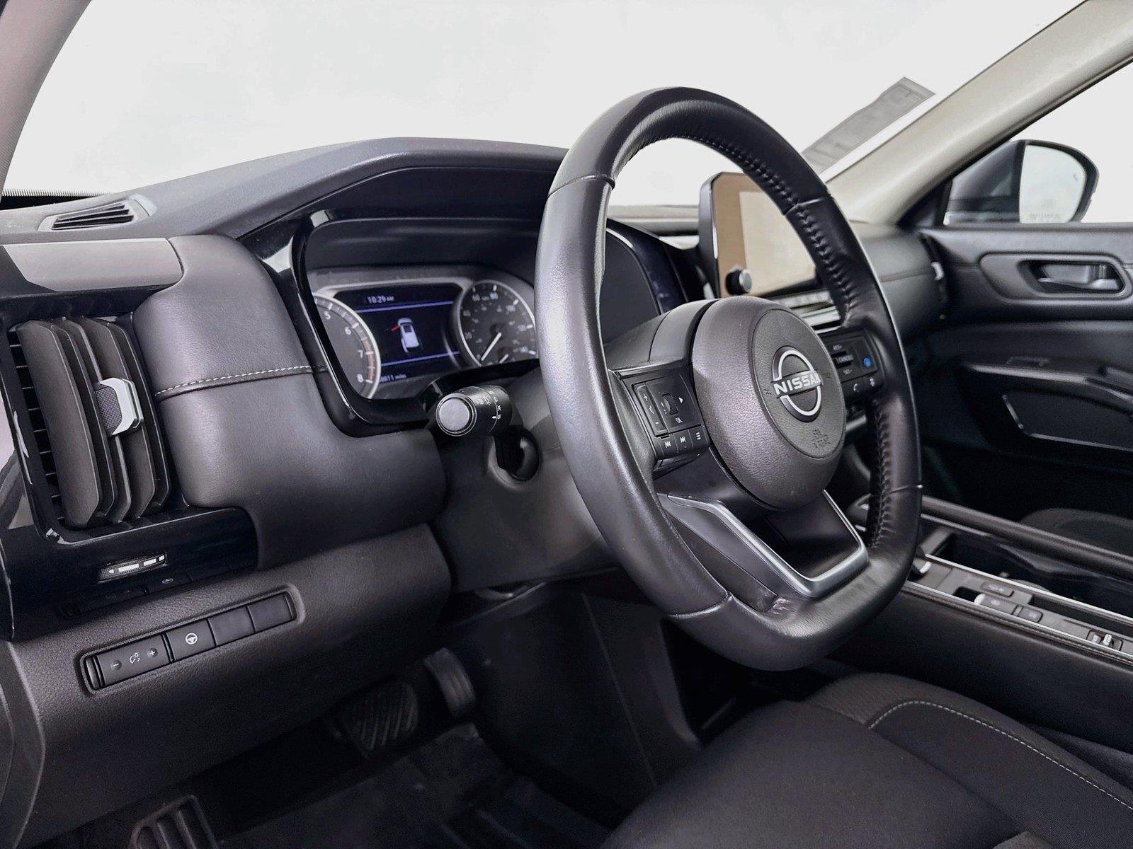 Used 2024 Gun Metallic Nissan SV image 4
