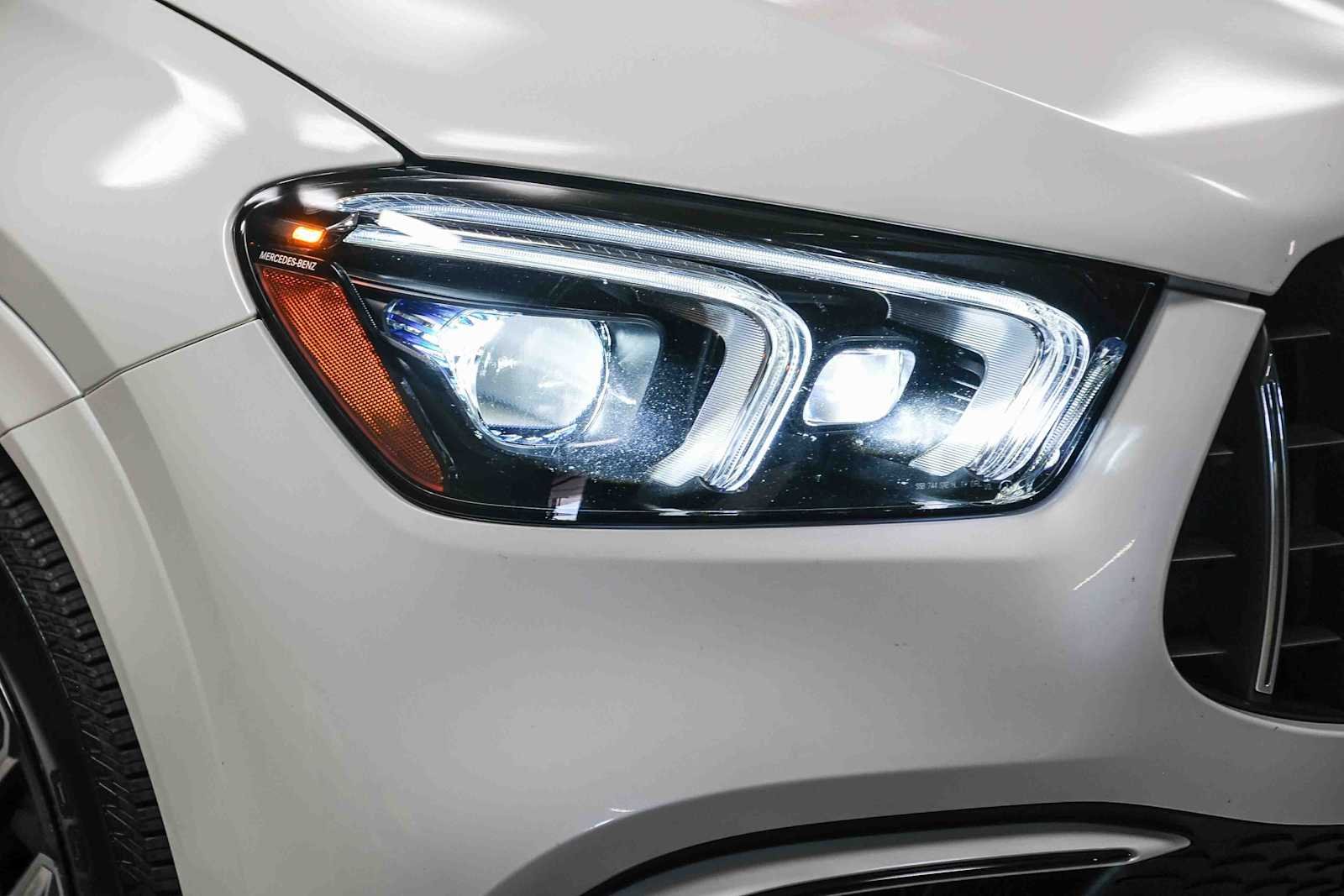 Certified Used 2022 MANUFAKTUR Diamond White Bright Mercedes-Benz AMG® GLE 63 S image 14