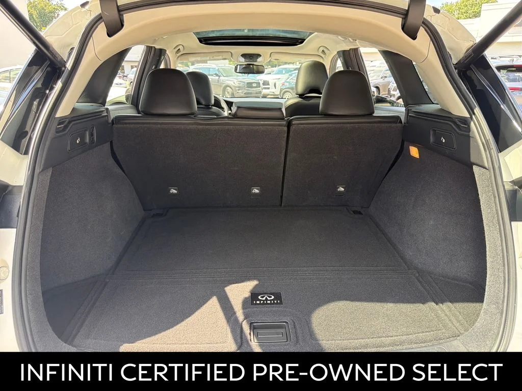 Certified Used 2020 Majestic White INFINITI LUXE image 33