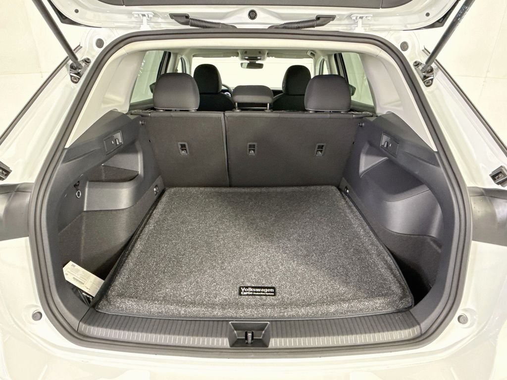 New 2026 Pure White Volkswagen S image 26