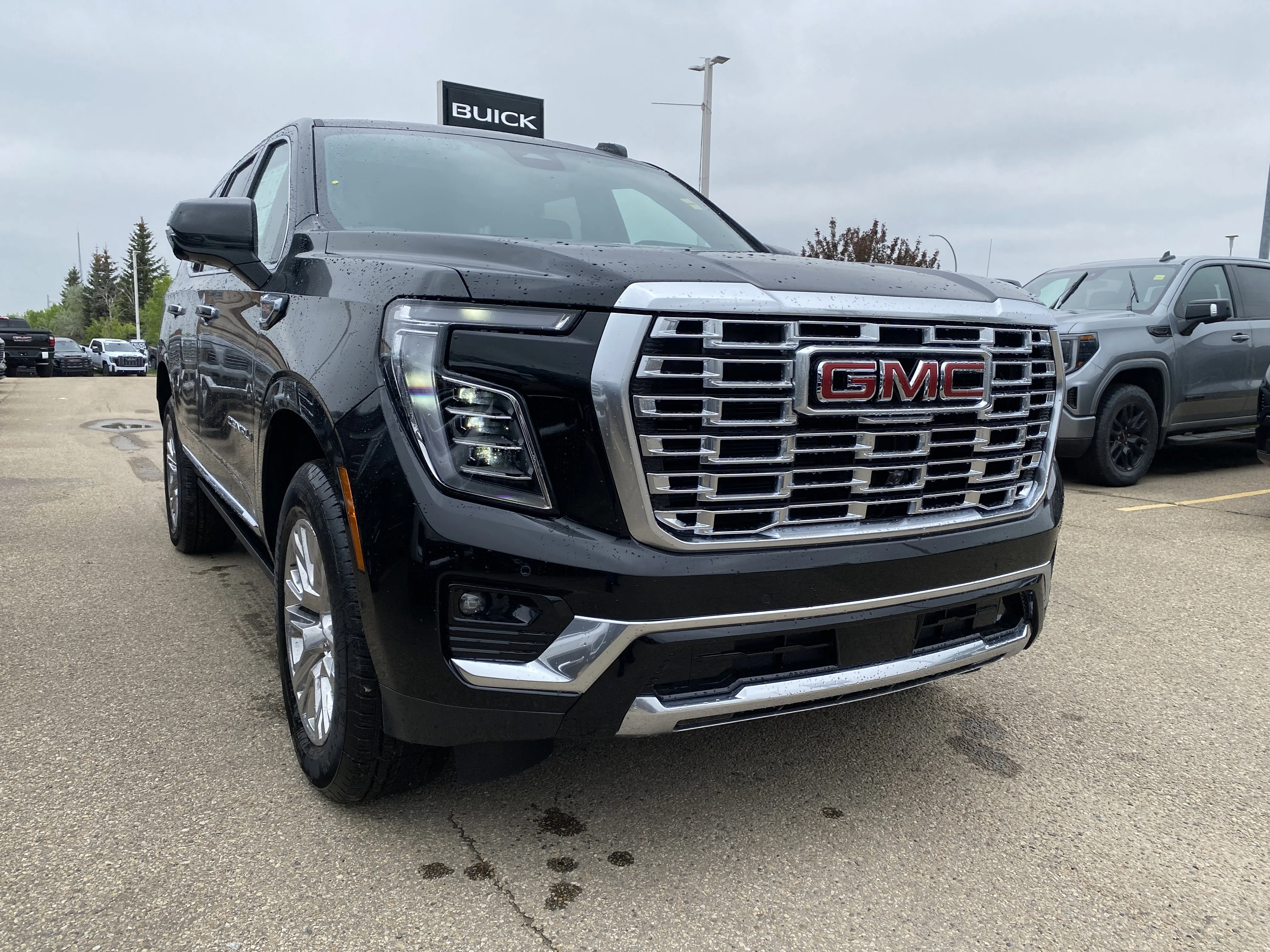 New 2026 ONYX BLACK GMC Denali image 8