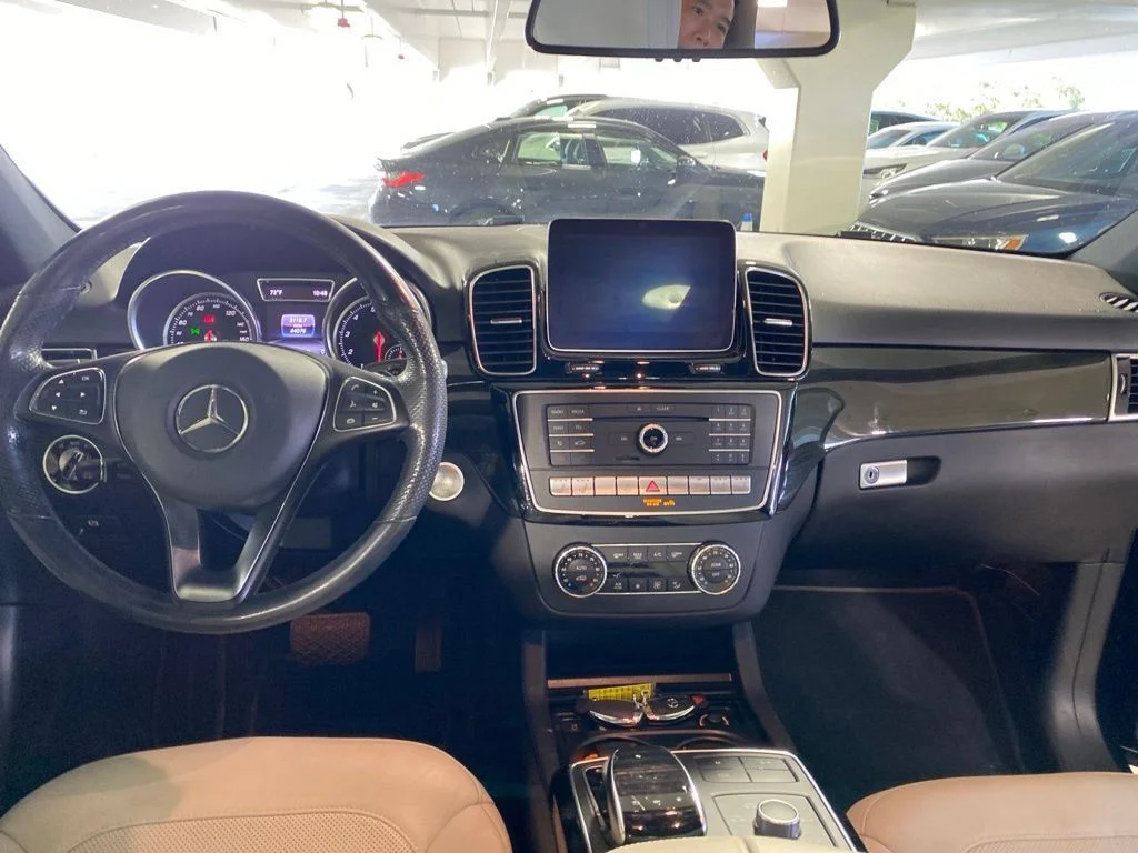 Used 2018 Silver Mercedes-Benz GLE 350 image 9