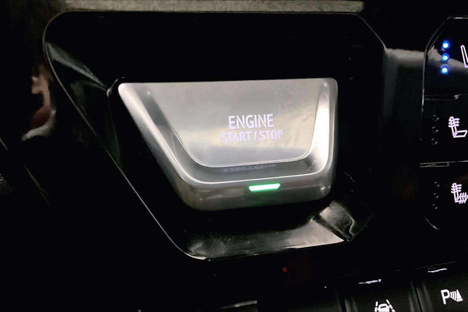 Used 2022 Titanium Rush Metallic GMC Denali image 33