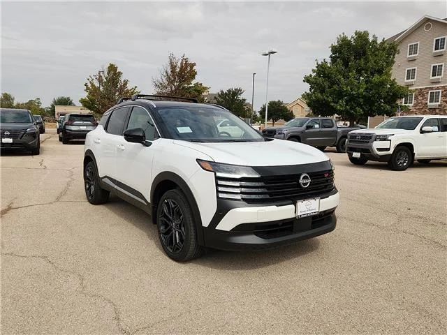 New 2027 XAB 2T White Black Nissan SR All-Wheel Drive image 4