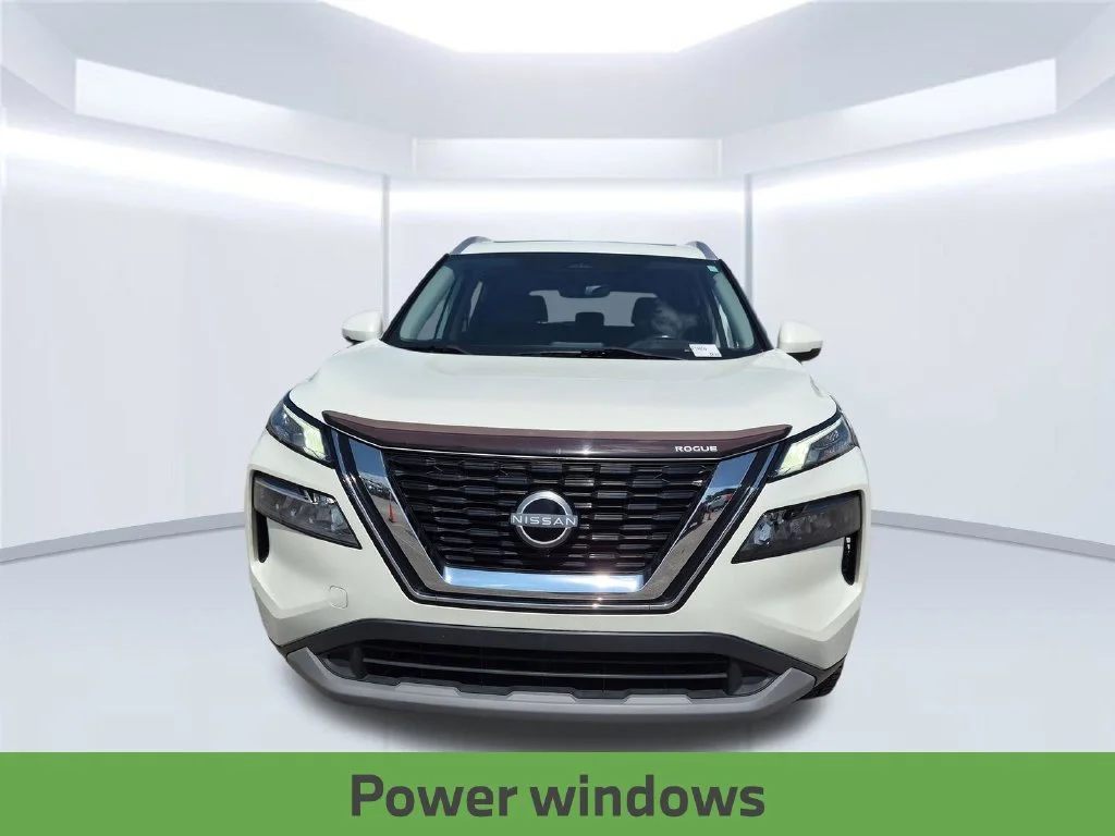 Used 2022 White Nissan SV image 11