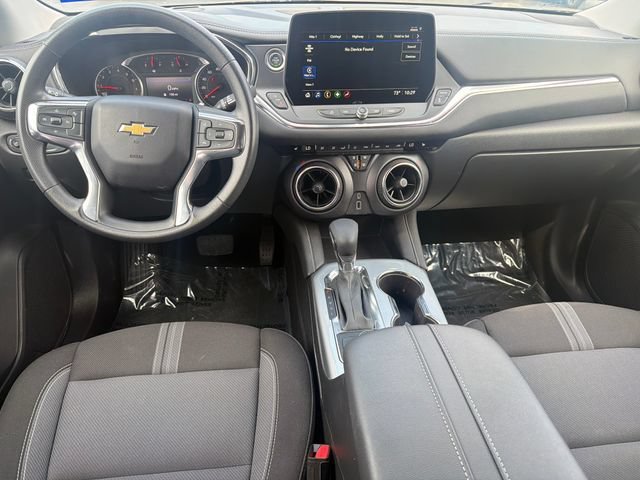 Photo 16