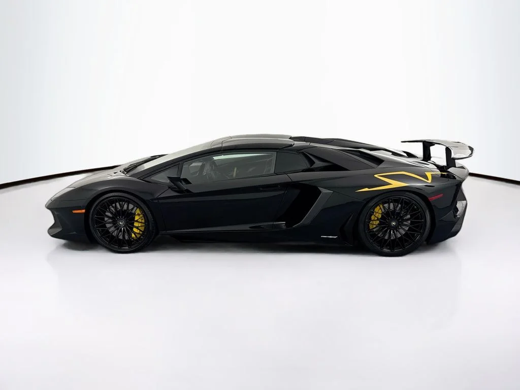 2017 Lamborghini Aventador Superveloce - Photo 39
