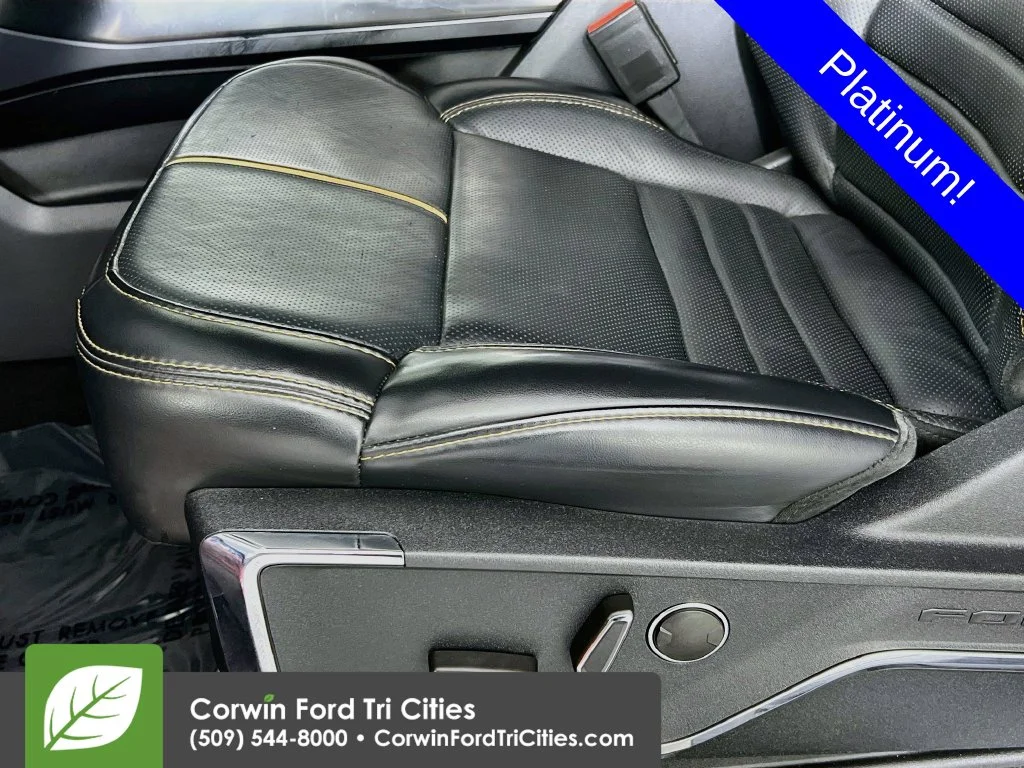 Used 2023 Rapid Red Metallic Tinted Clearcoat Ford Platinum image 23