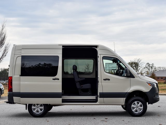 New 2026 Pebble Gray Mercedes-Benz Crew 144 WB image 35