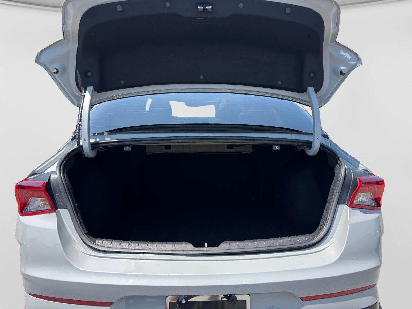 Used 2023 Wolf Gray Kia GT image 19