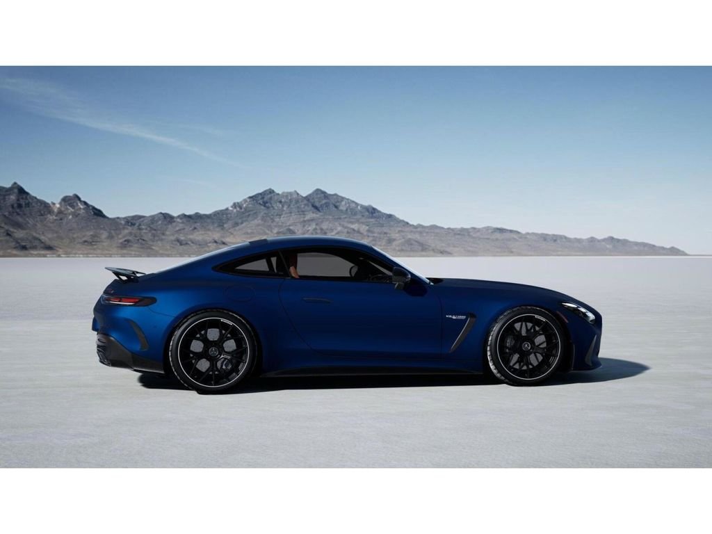 New 2026 MANUFAKTUR Starling Blue Magno Mercedes-Benz AMG® GT 63 S E Performance Coupe image 17