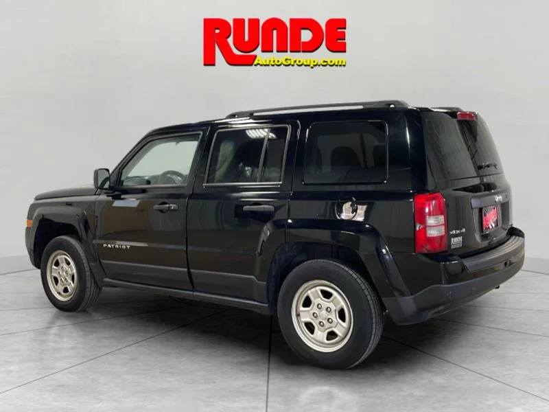 Used 2015 Black Clearcoat Jeep Sport image 3