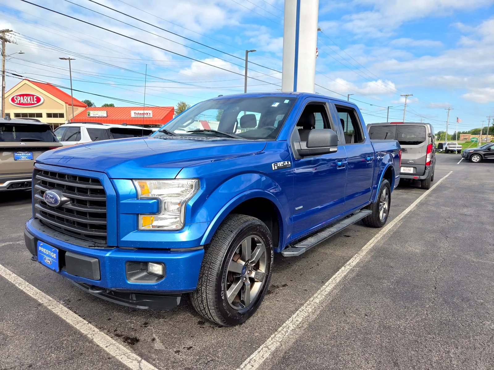 Used 2016 Blue Flame Metallic Ford XLT image 8