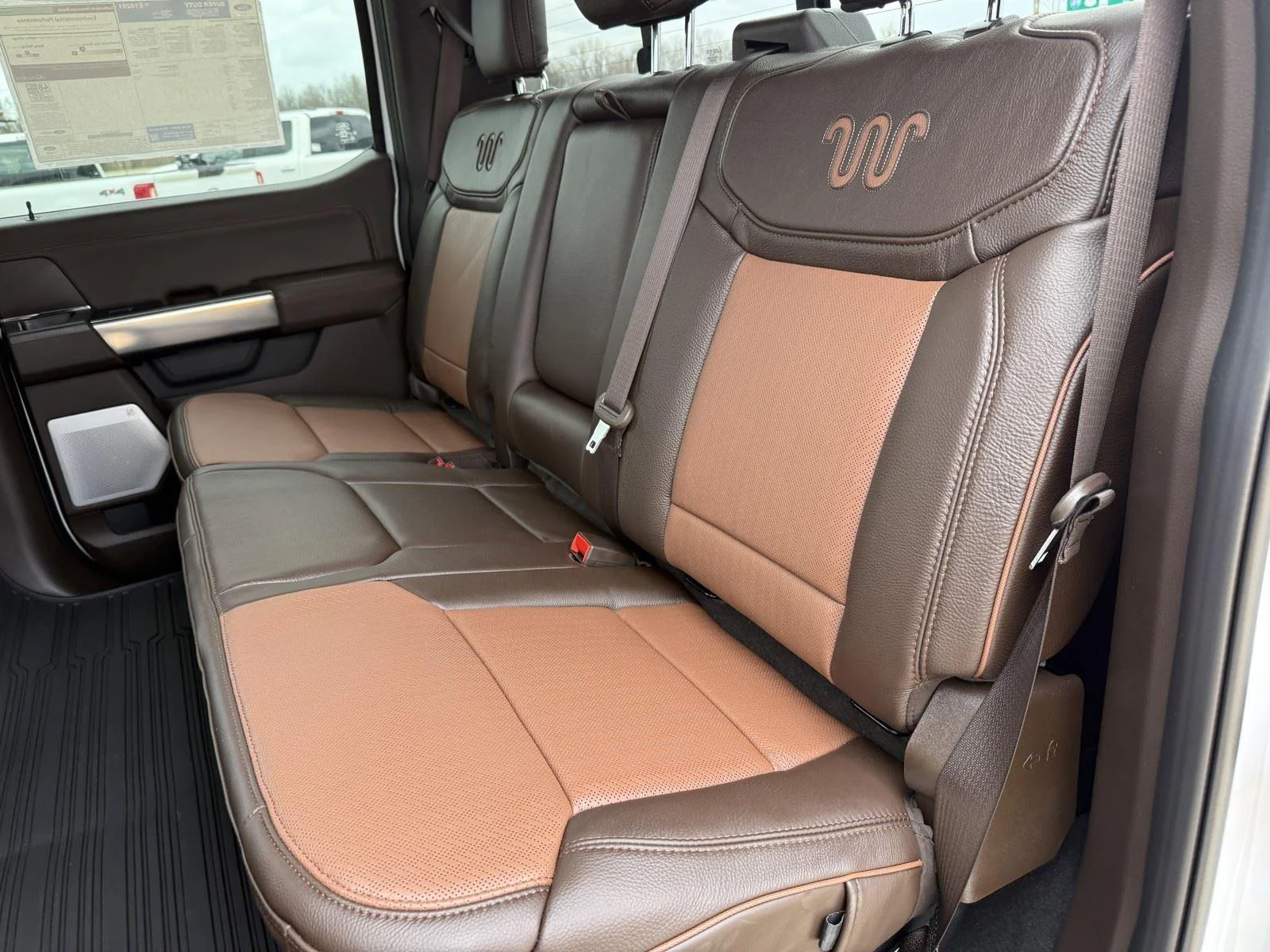 New 2026 Oxford White Ford King Ranch image 38