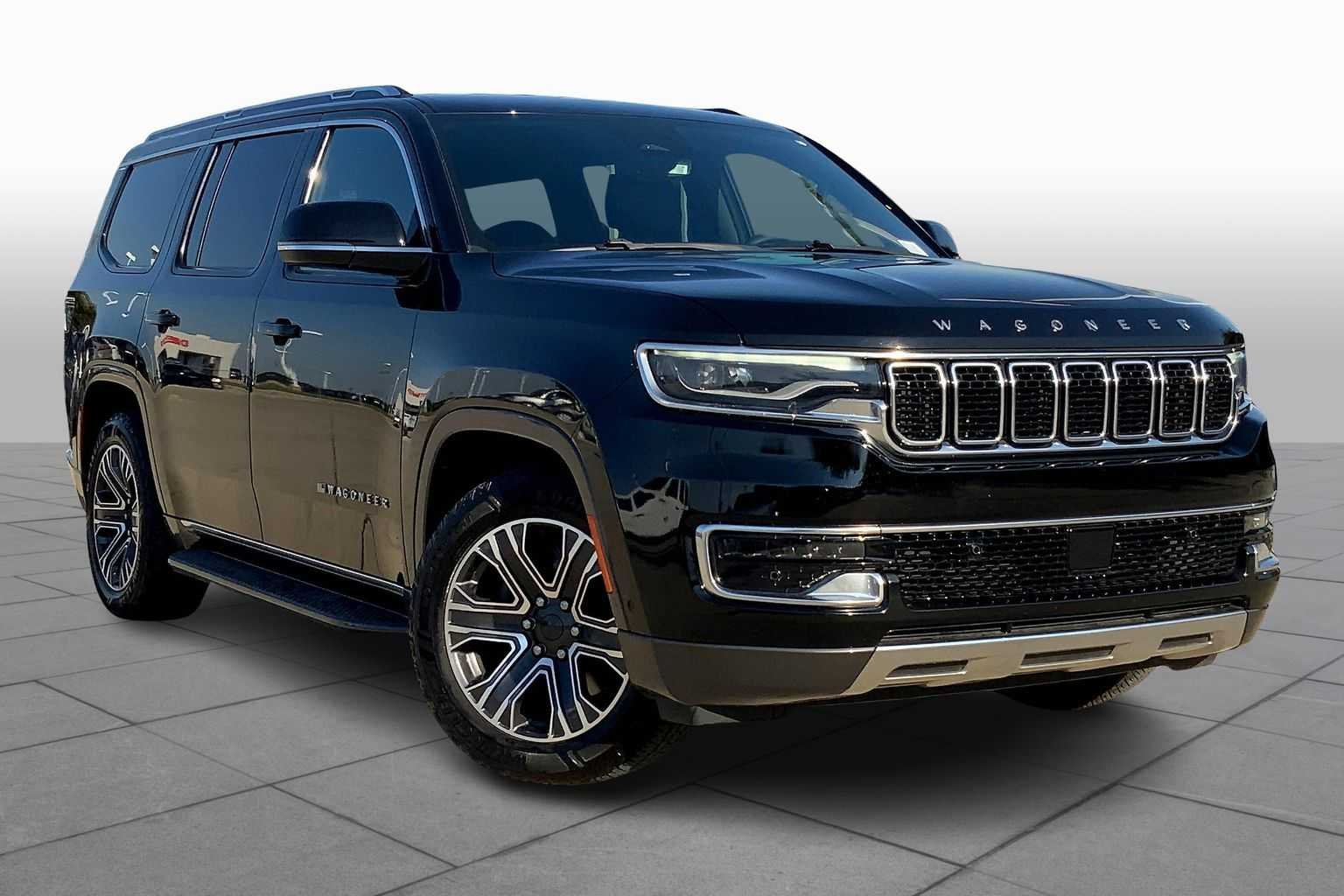 Used 2022 Diamond Black Crystal Pearlcoat Jeep Series III image 3