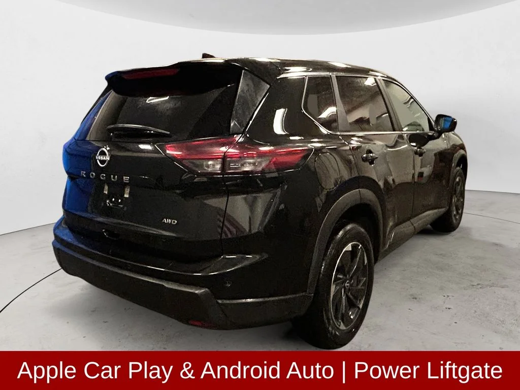 Used 2025 Super Black Nissan SV image 6