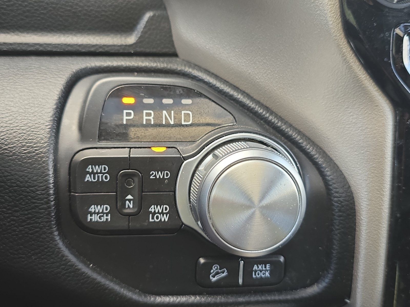 Used 2021 Diamond Black Crystal Pearlcoat Ram Laramie image 22