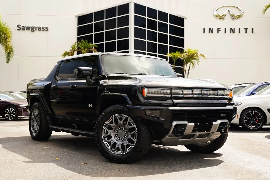 2025 GMC Hummer EV 3X's photo