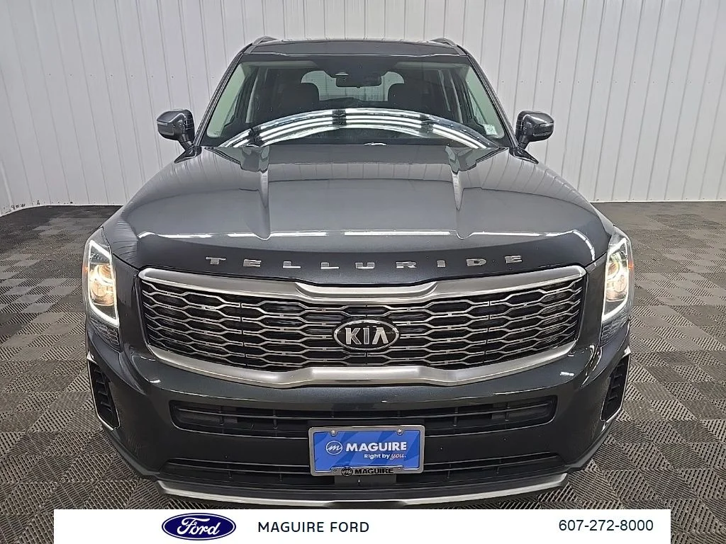 Used 2021 Gray Kia S image 10
