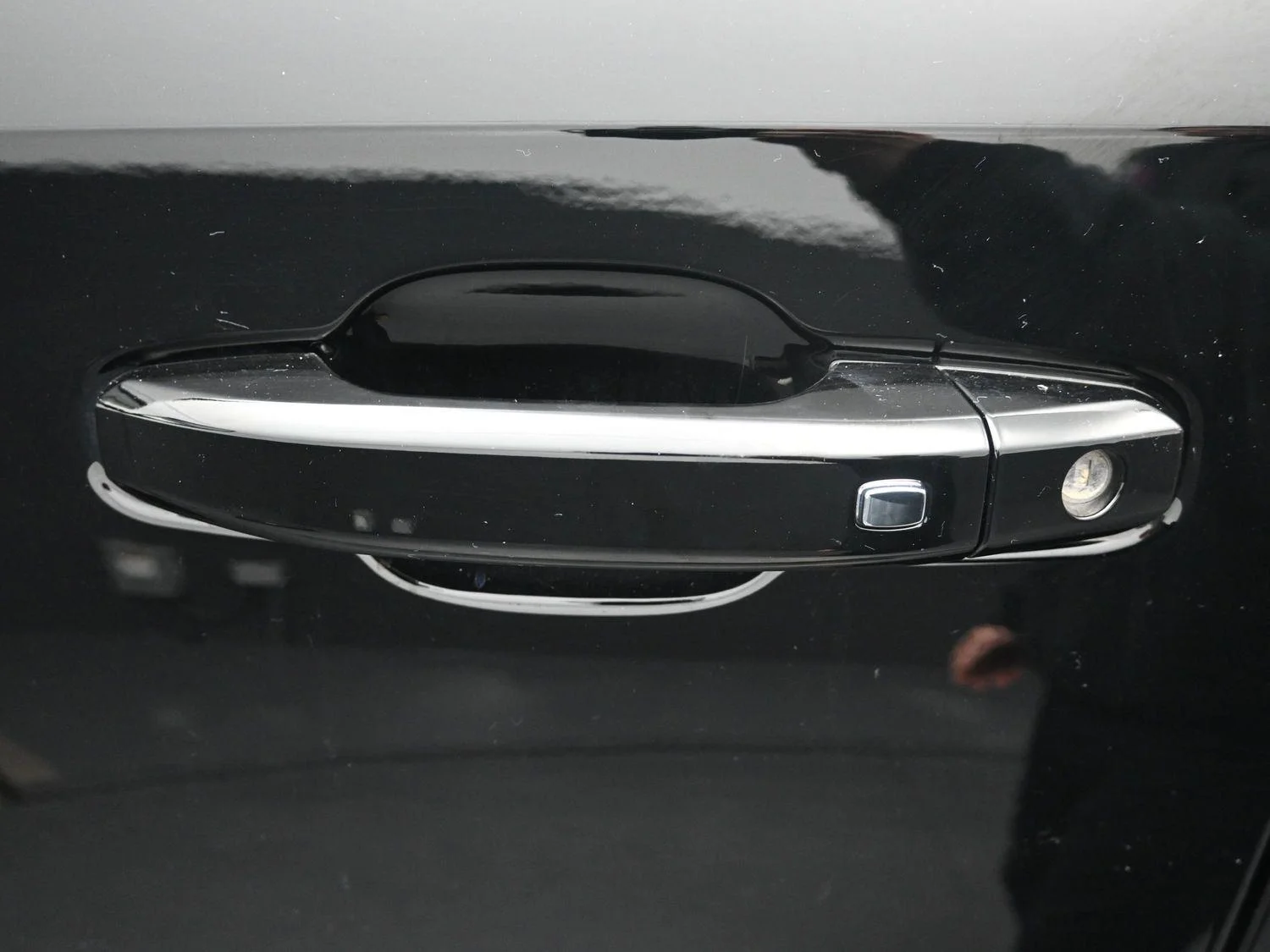 Used 2026 Onyx Black GMC AT4 image 19