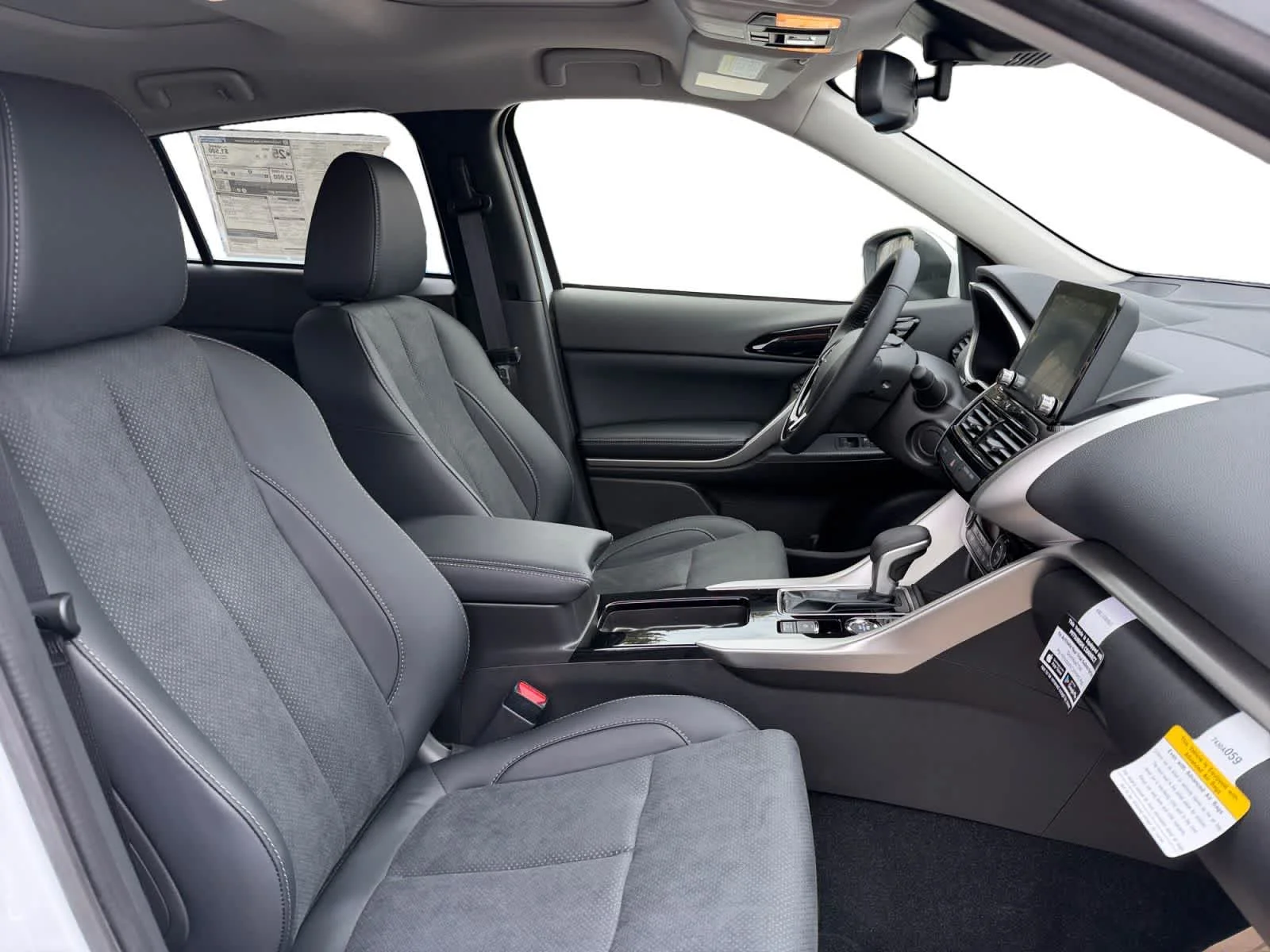 2026 Mitsubishi Eclipse Cross SE - Photo 11