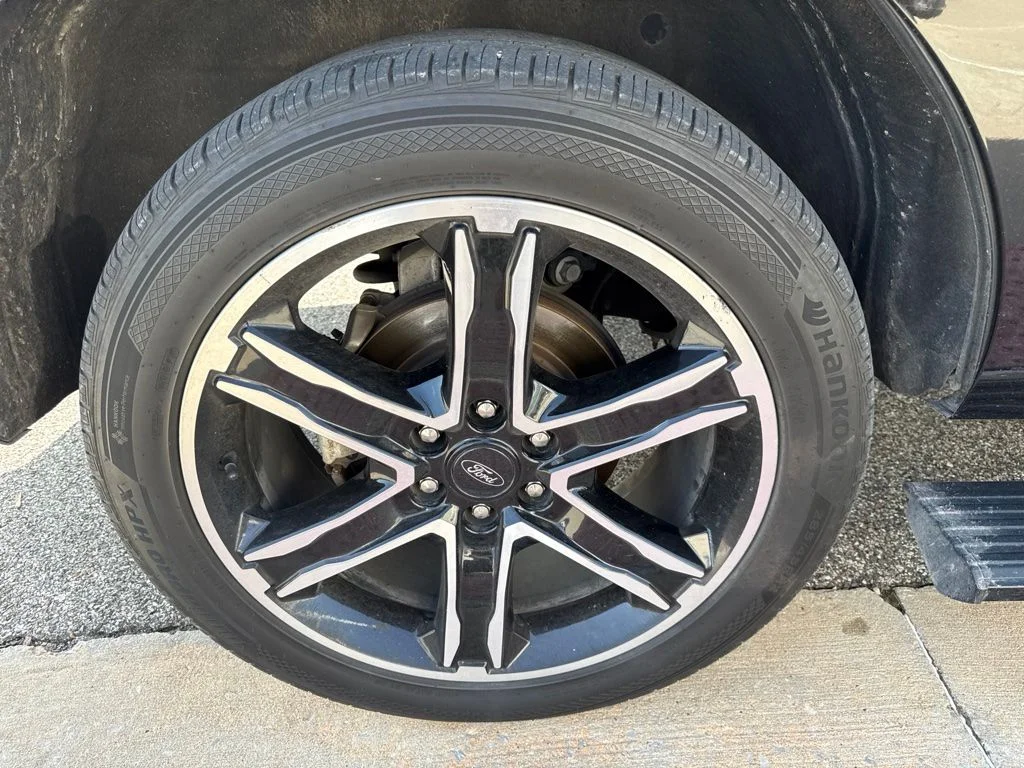 Used 2021 Black Ford Limited image 6