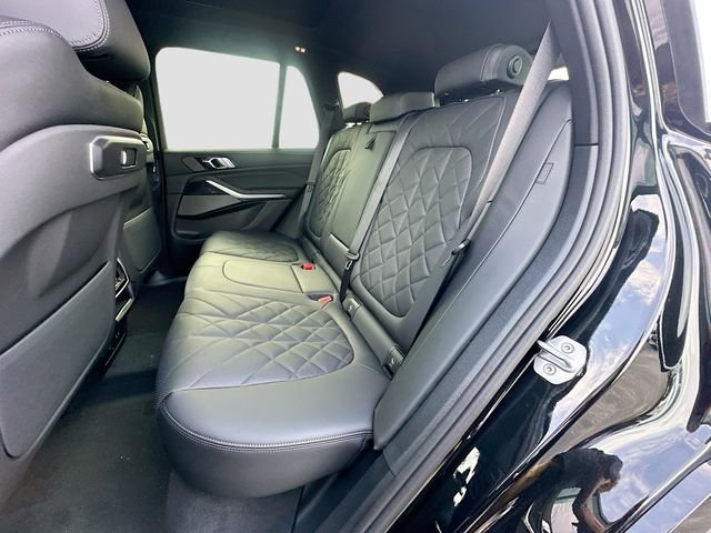 New 2026 Black BMW sDrive40i image 19