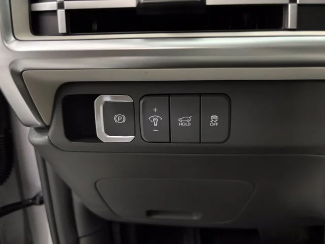 Used 2026 Silver Hyundai SEL image 28