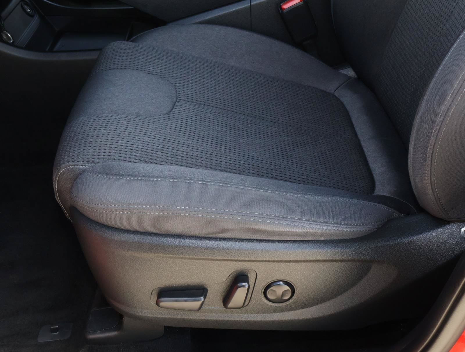 Used 2022 Calypso Red Hyundai SEL image 12